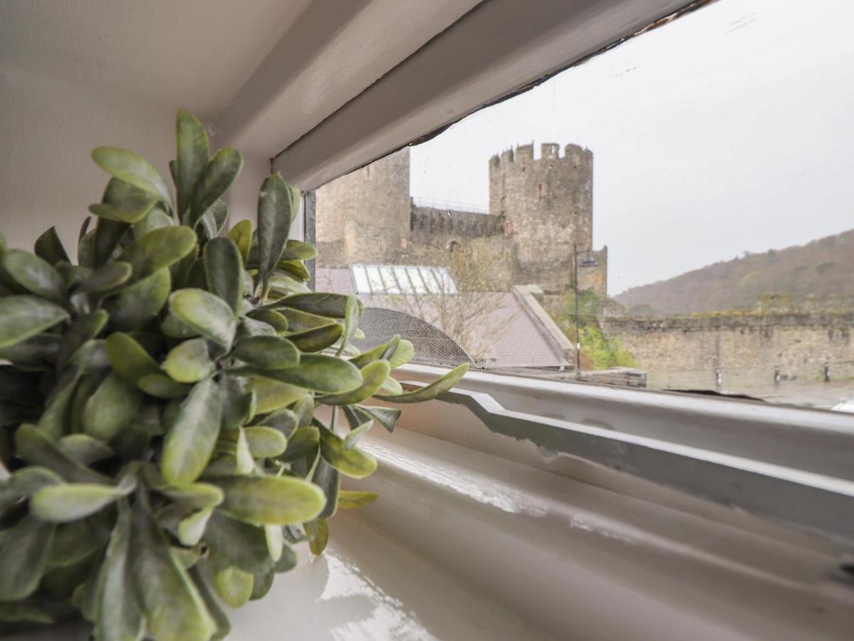 Appartamento The Old Coach House Conwy Esterno foto